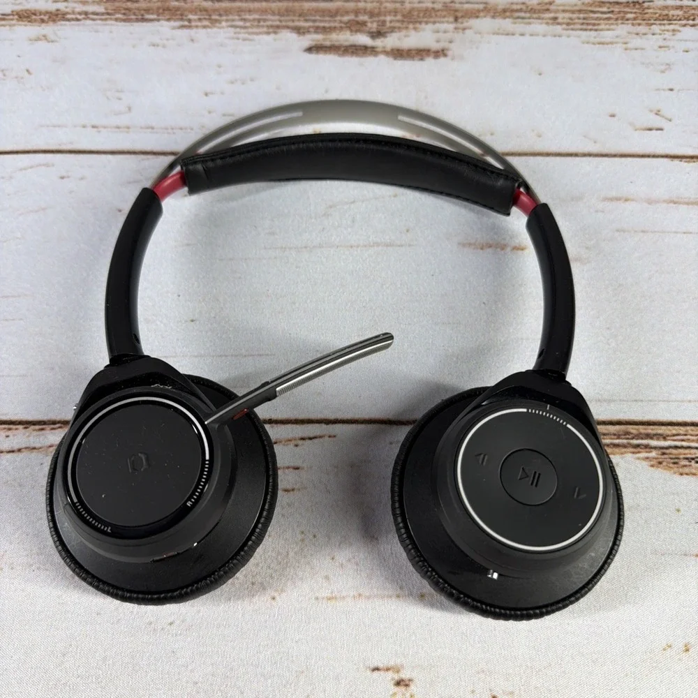 Plantronics B825 Voyager Focus UC Wireless Bluetooth Office Headset